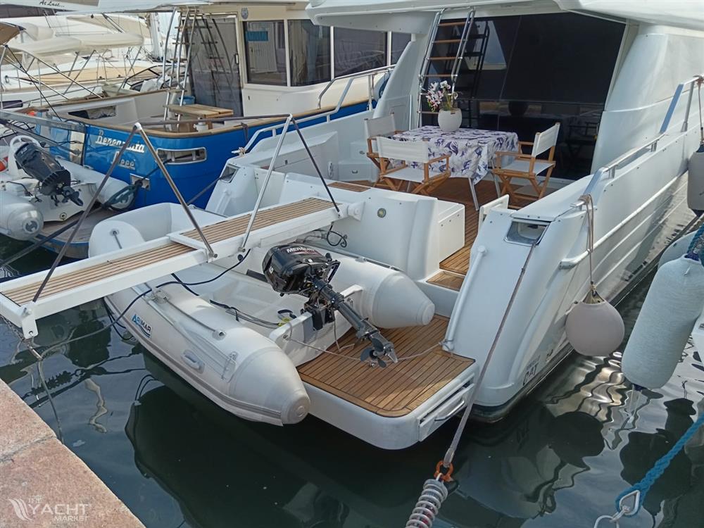 Raffaelli Maestrale 52