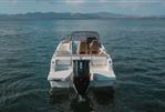 Quicksilver 755 Sundeck