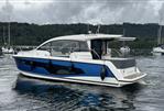 Sealine C335