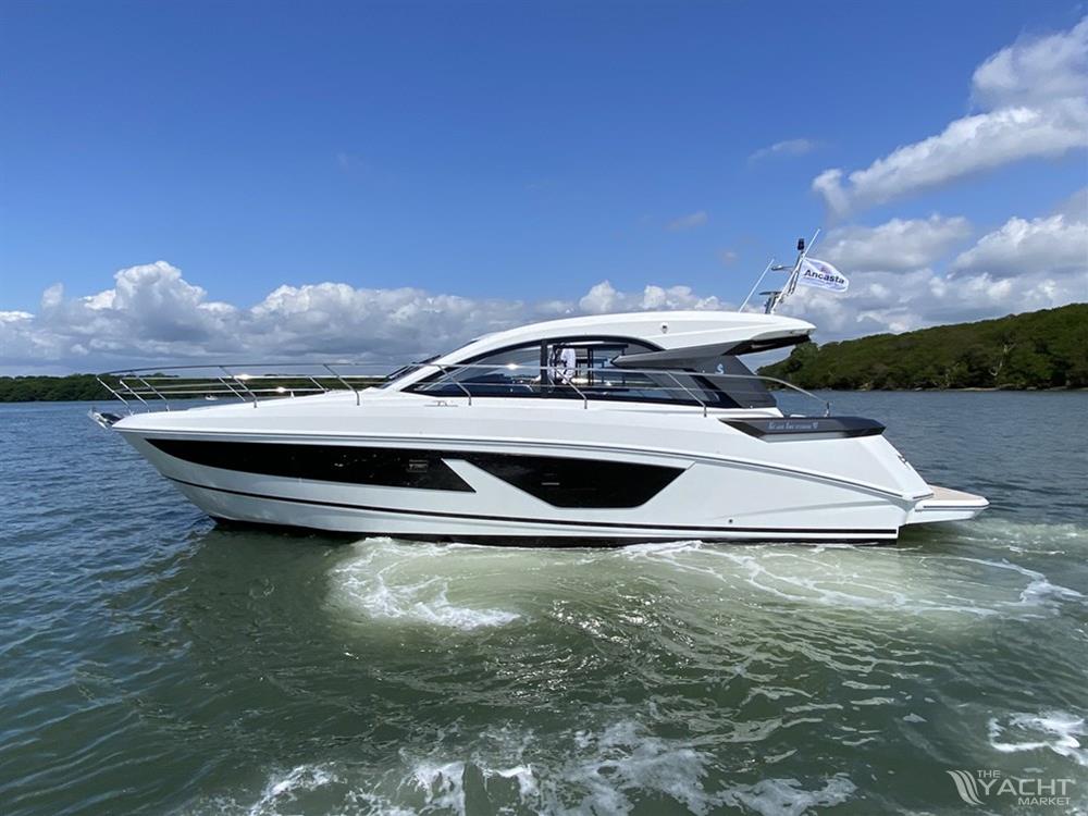 Beneteau Gran Turismo 41 - Default Image