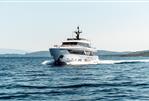 Custom Line Navetta 30