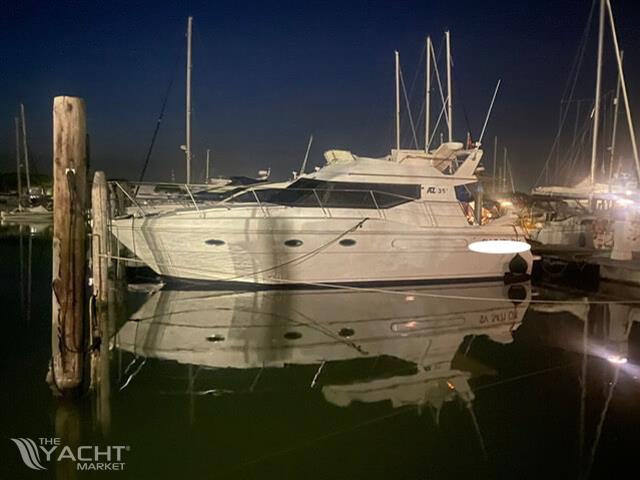 Azimut 35 Fly