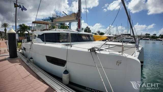 FOUNTAINE PAJOT ASTREA 42