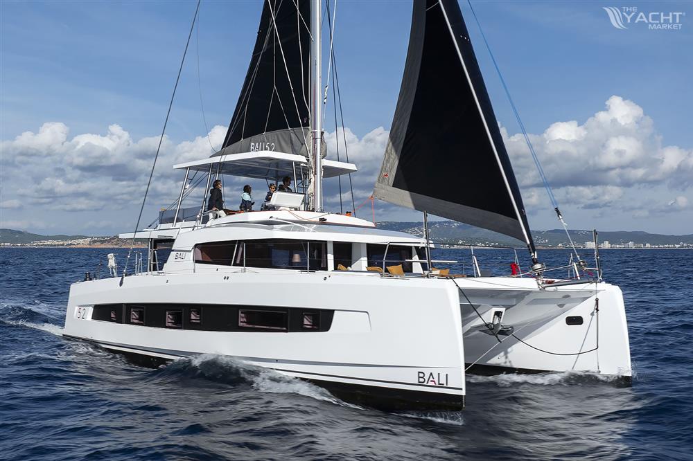 Bali Catamarans 5.2