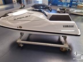 Yamaha Superjet