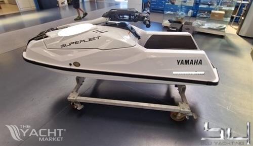 Yamaha Superjet