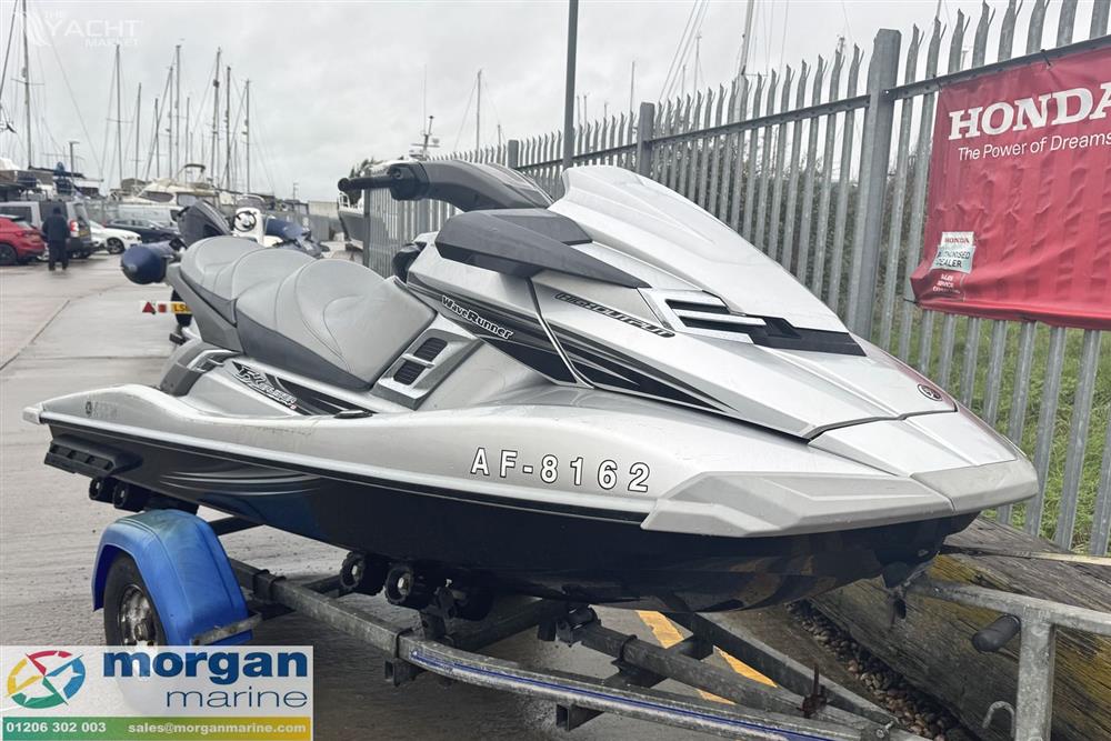 Yamaha WaveRunner  FX HO cruiser