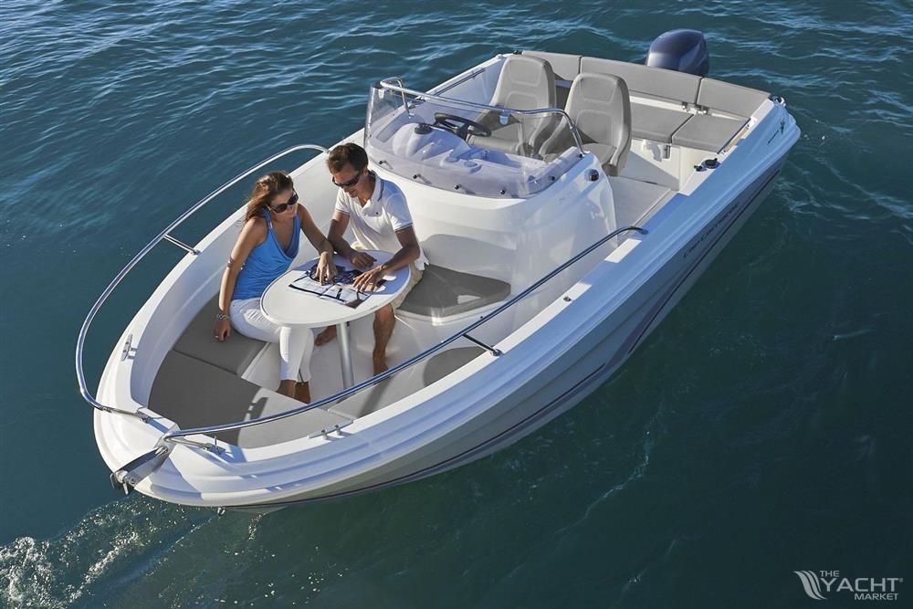Jeanneau Cap Camarat 5.5 CC