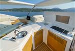Sunseeker 76 Yacht - 17 - Flybridge Wetbar