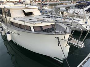 Seaway Greenline 33 hybrid