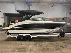 Sea Ray SLX 260
