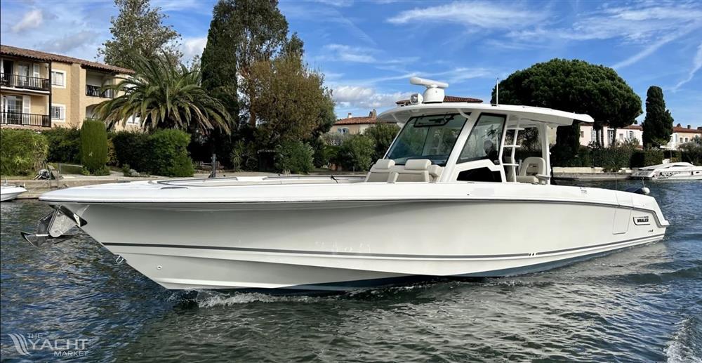 BOSTON WHALER 380 OUTRAGE
