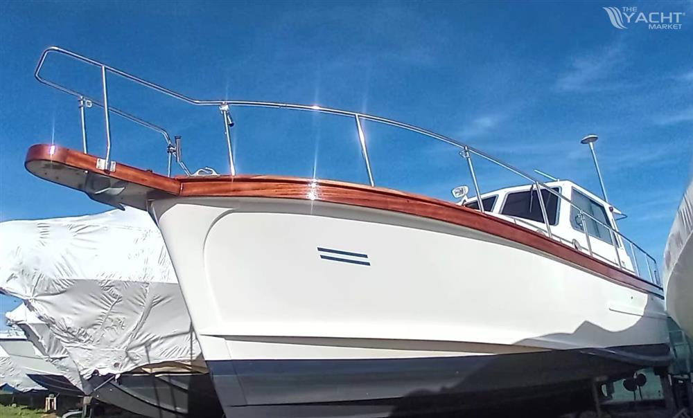 SCIALLINO 33&#39; Fisherman