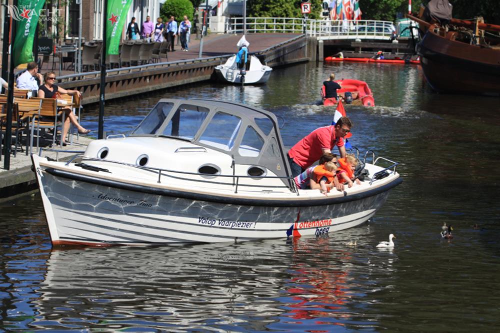 RiverCruise Kampeersloep 23