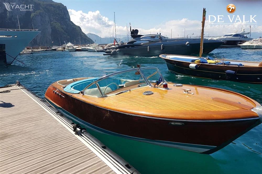 Riva Aquarama - Picture 1