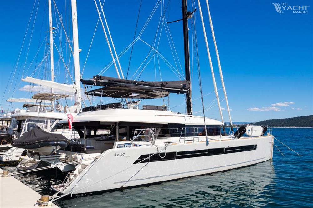 Lagoon 620 Essense