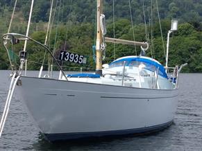 Camper & Nicholsons 32