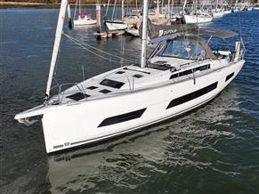 Dufour 41 - Ex Demo