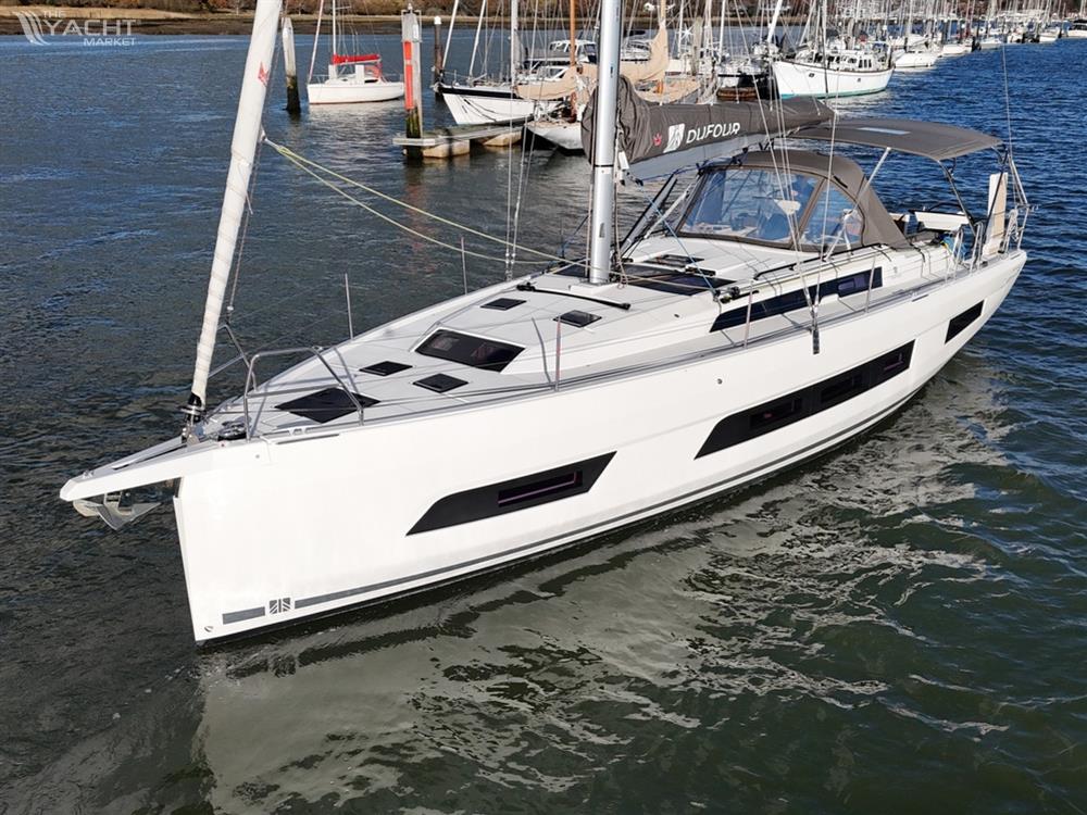 Dufour 41 - Ex Demo