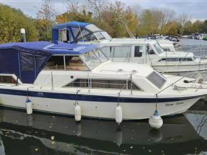 Fairline Mirage 29 Aft Cabin
