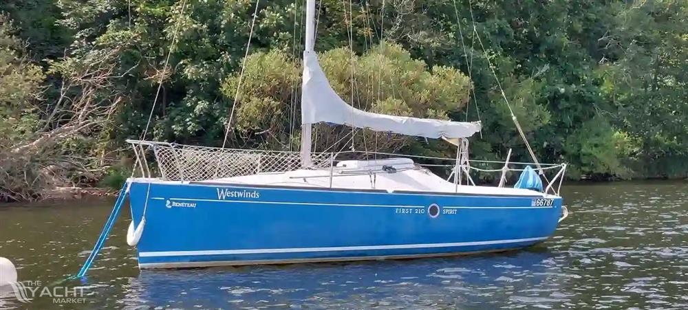Beneteau First 210 Spirit