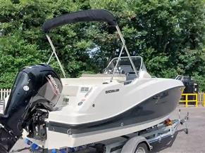 Quicksilver Activ 555 Open