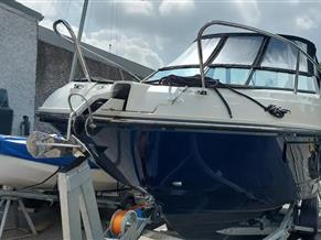 Sea Ray 230 Sunsport