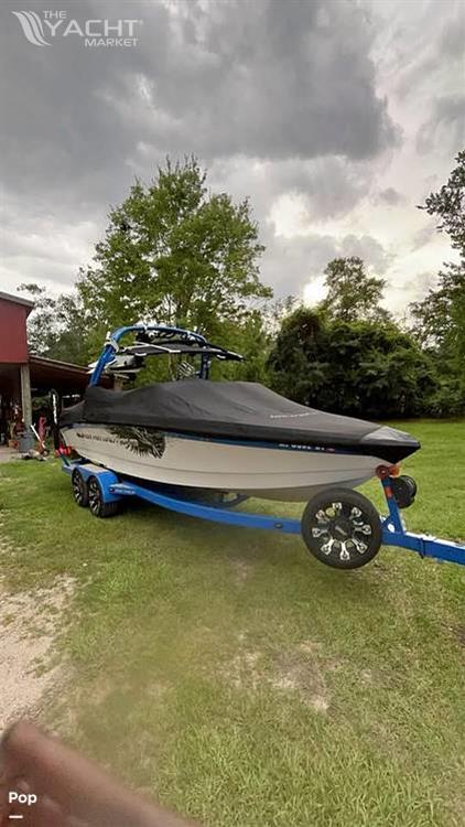 Super Air Nautique 230 Team - 2011 Super Air Nautique 230 Team - Photo #1