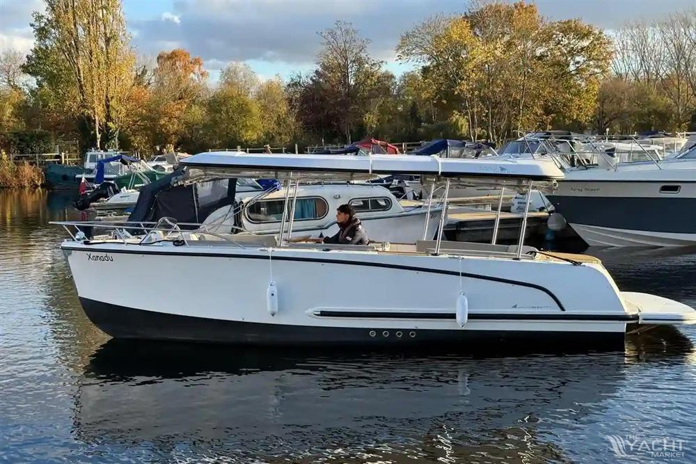 Alfastreet Marine 23 Open