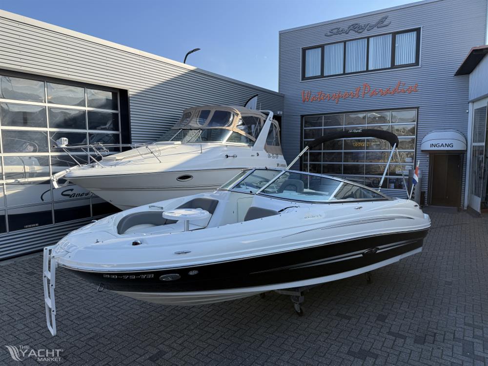 Sea Ray 200 Sundeck