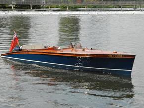 Andrews Boats 25' Slipper Launch