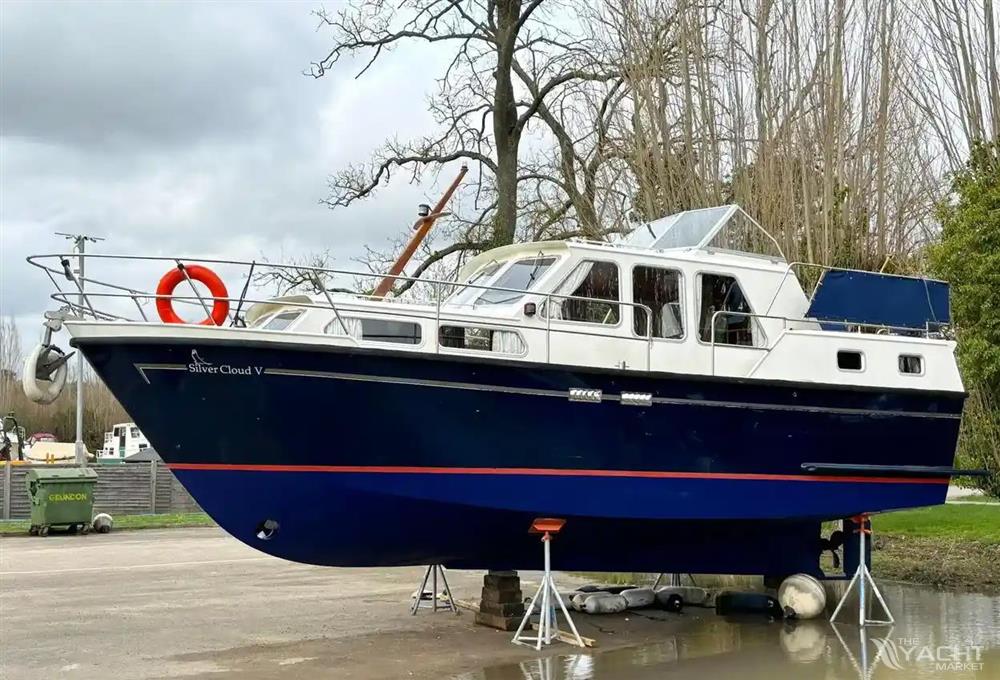 Aquanaut 950 AK Beauty Line