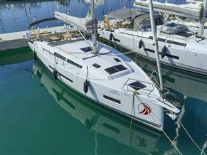 Hanse Yachts 410