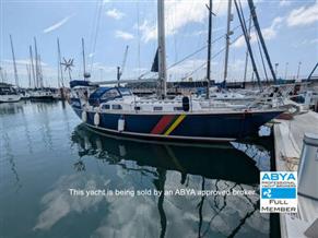 Classic Yacht Frans Maas Raider 35