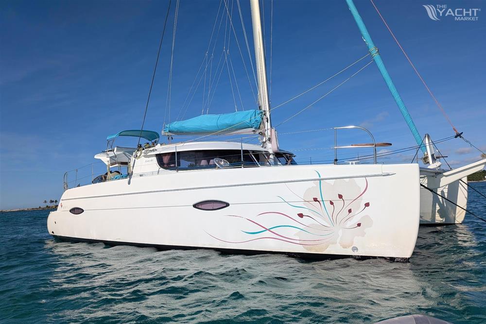 Fountaine Pajot Lipari