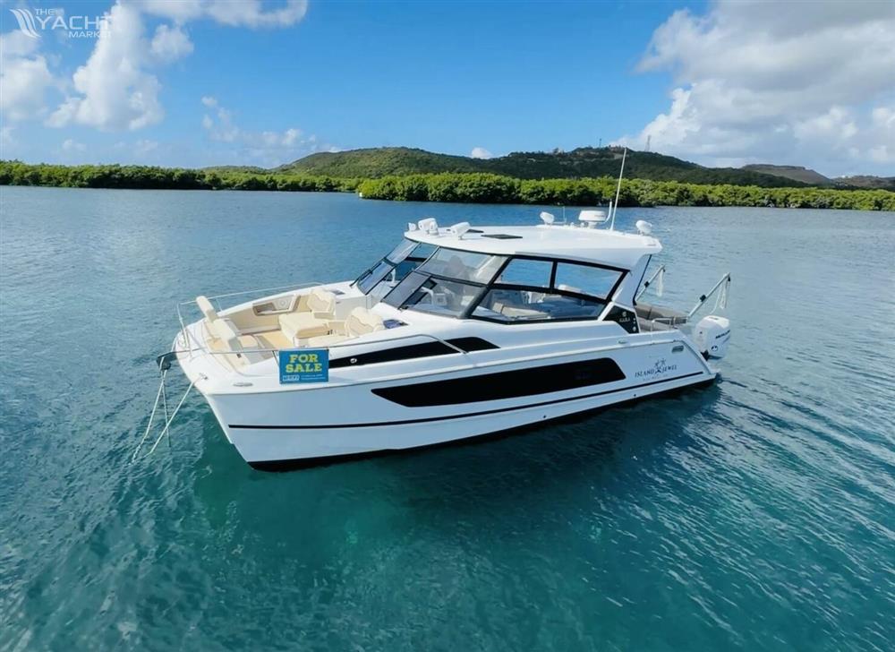 Aquila 36 Sport