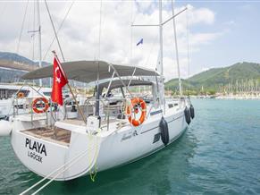 Hanse 548