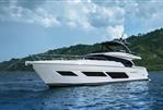Ferretti Yachts 720