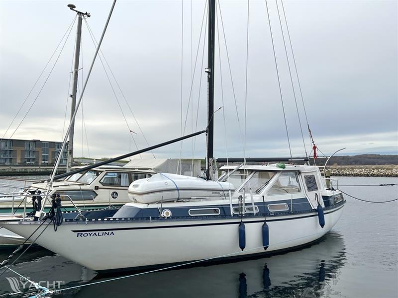 Coronet Elvstr&#248;m 38