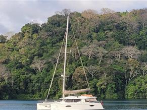 Fountaine Pajot Helia 44