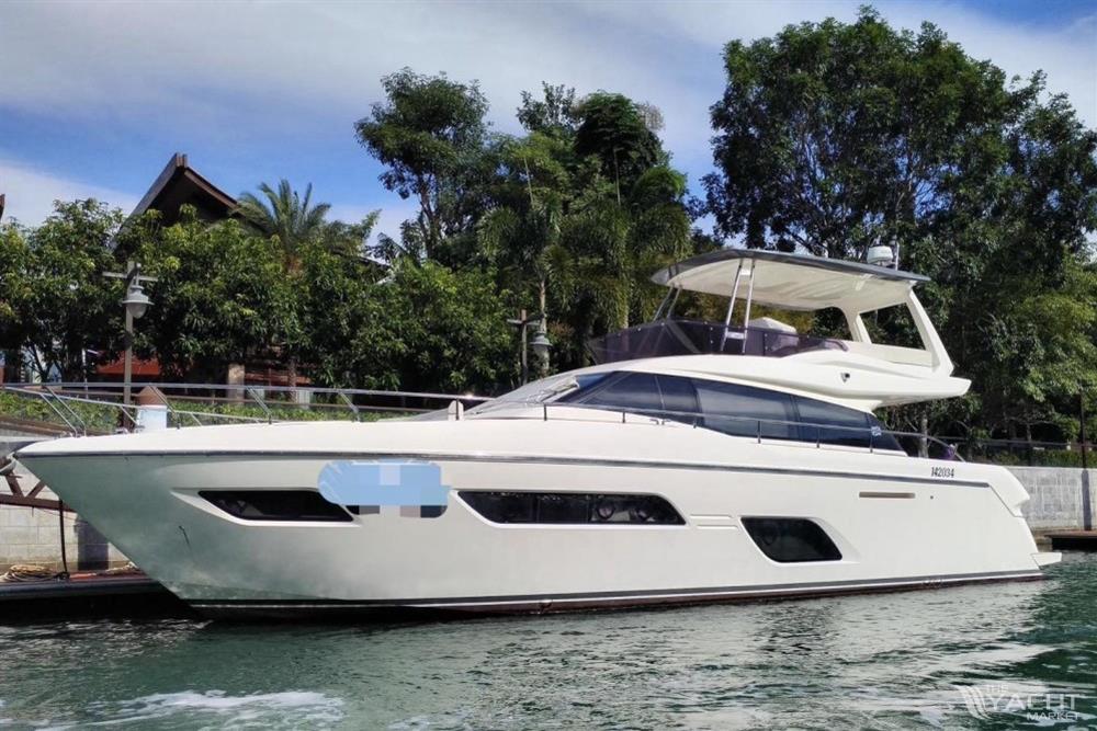 Ferretti Yachts 550