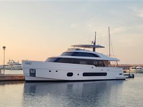 AZIMUT 25 M Magellano