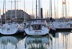 Beneteau Oceanis 45 - Picture 4