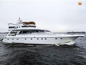 Van der Valk Explorer 25M