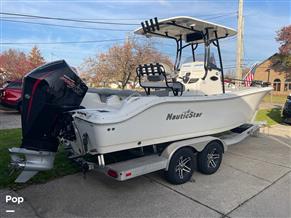 NauticStar 2302 Legacy