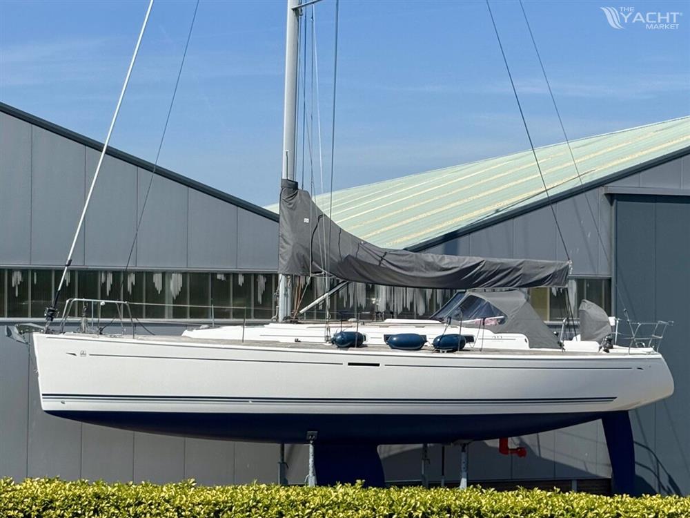 Dufour 40 Performance