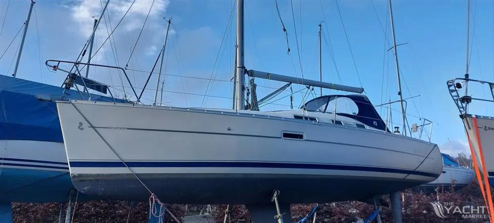 Beneteau Oceanis 323