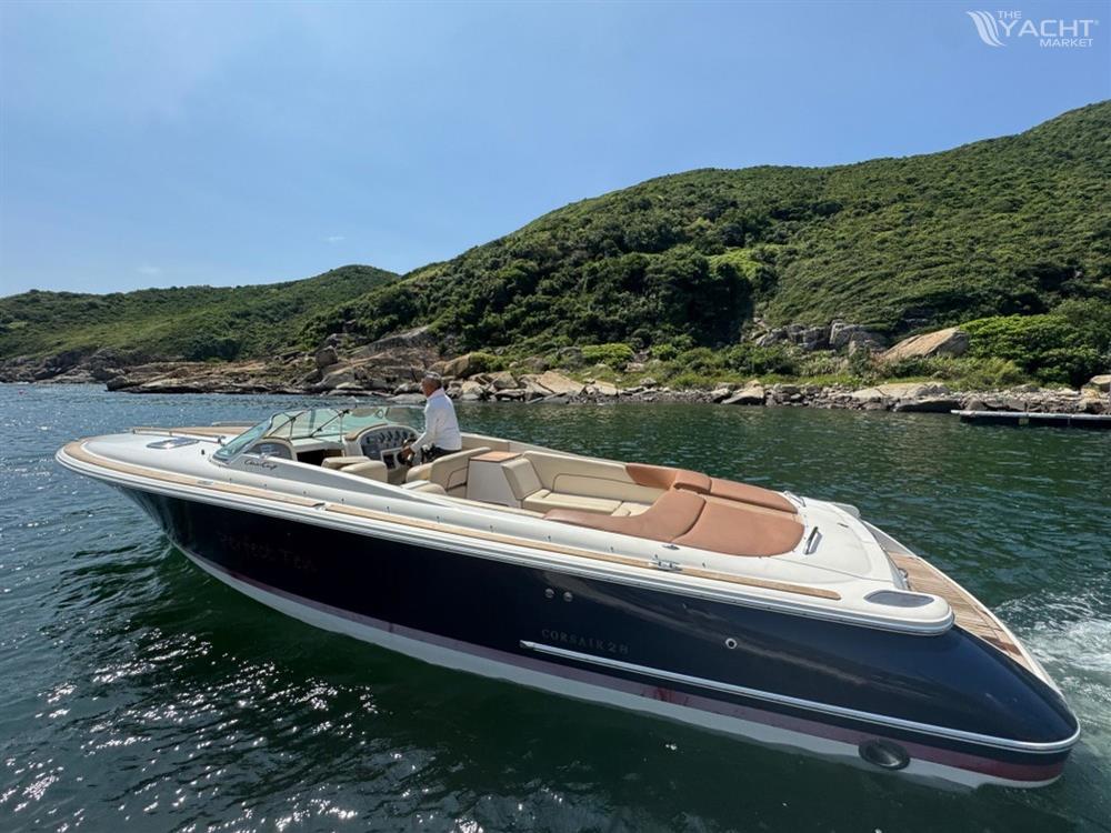 Chris-Craft Corsair 28