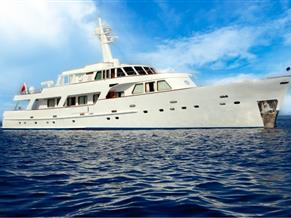 Hall Russell Hall Russell 34 m