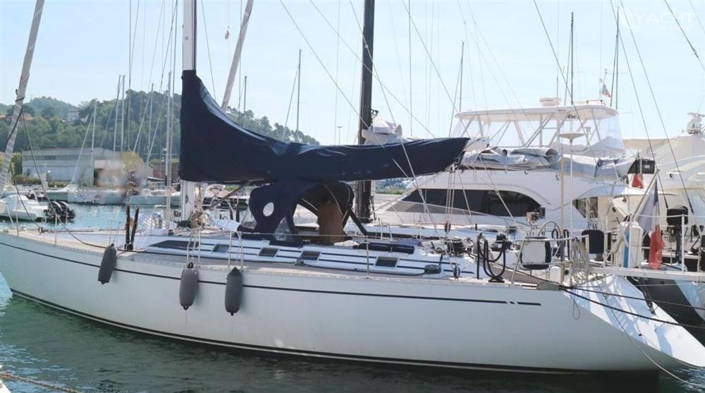 Nauta Yachts Nauta 54 - Offshore cruising sailing yacht – Elegant hull and timeless lines